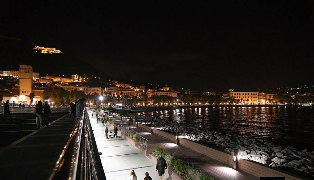 Appartamento Salifornia casa vacanze Salerno Esterno foto