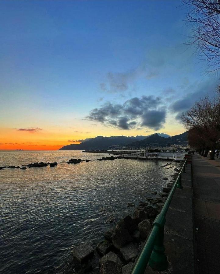 Appartamento Salifornia casa vacanze Salerno Esterno foto