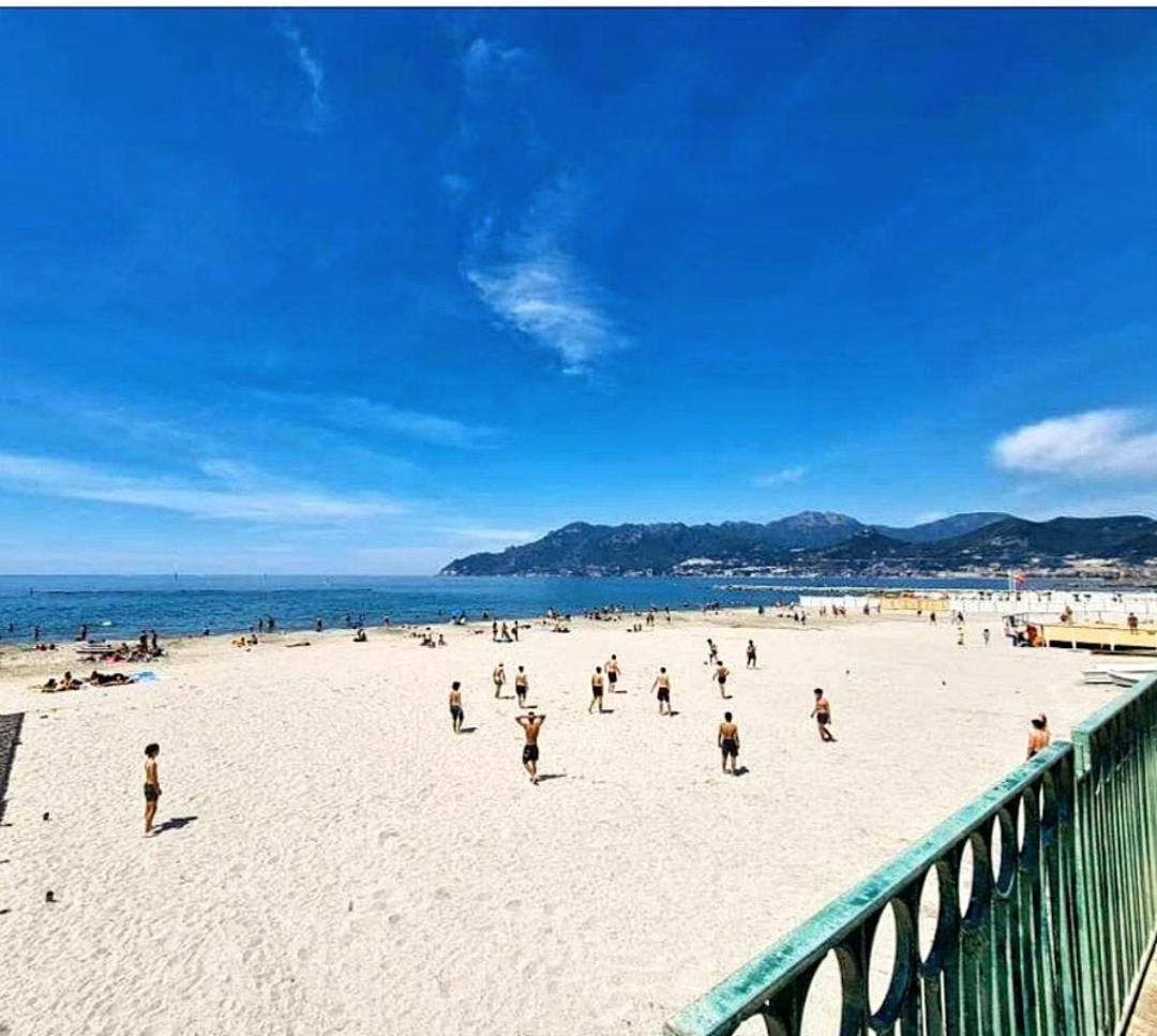 Appartamento Salifornia casa vacanze Salerno Esterno foto